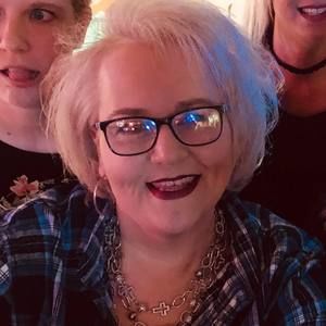 Meet your Posher, Tracy